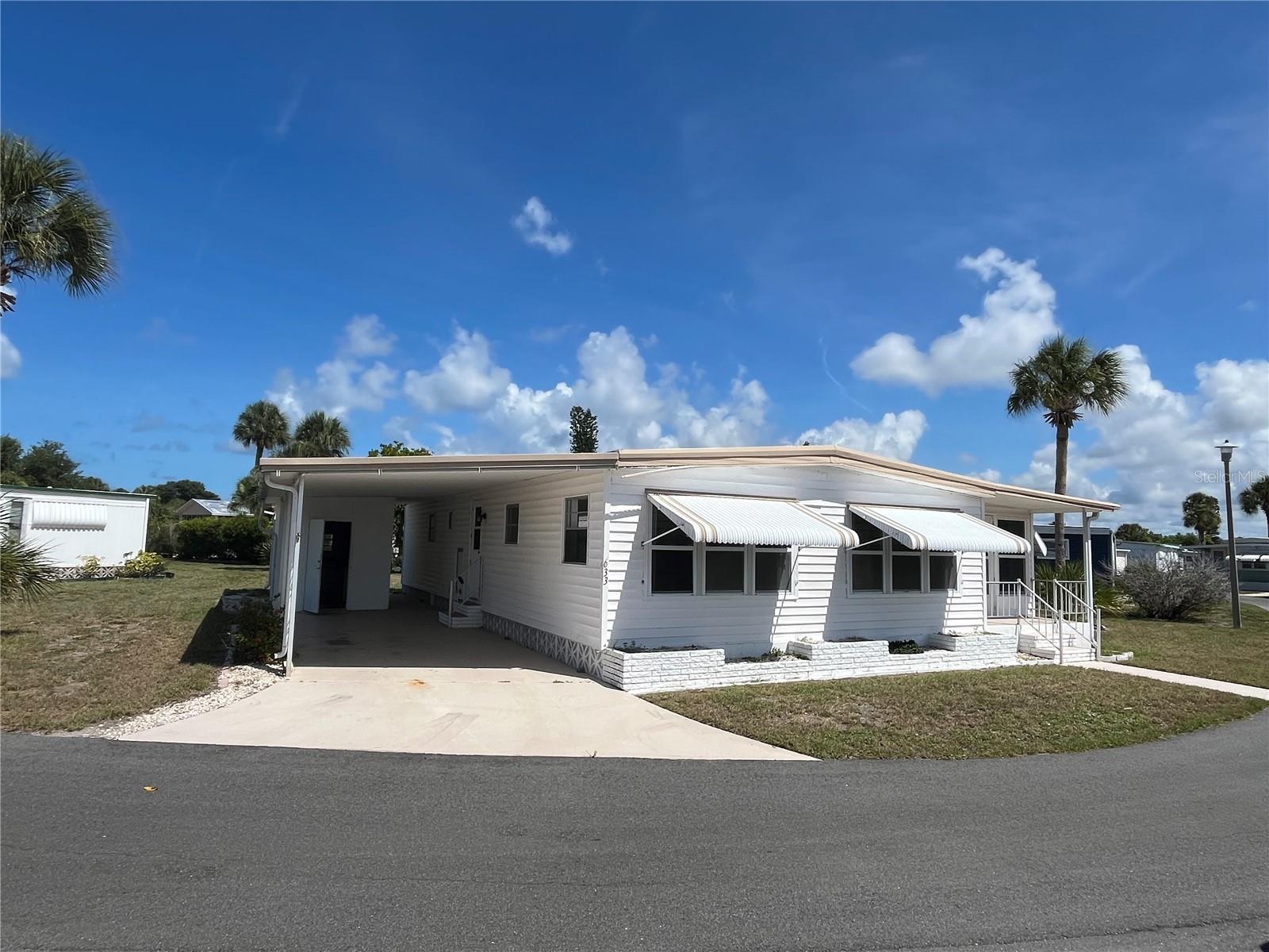 633 Como Drive — photo