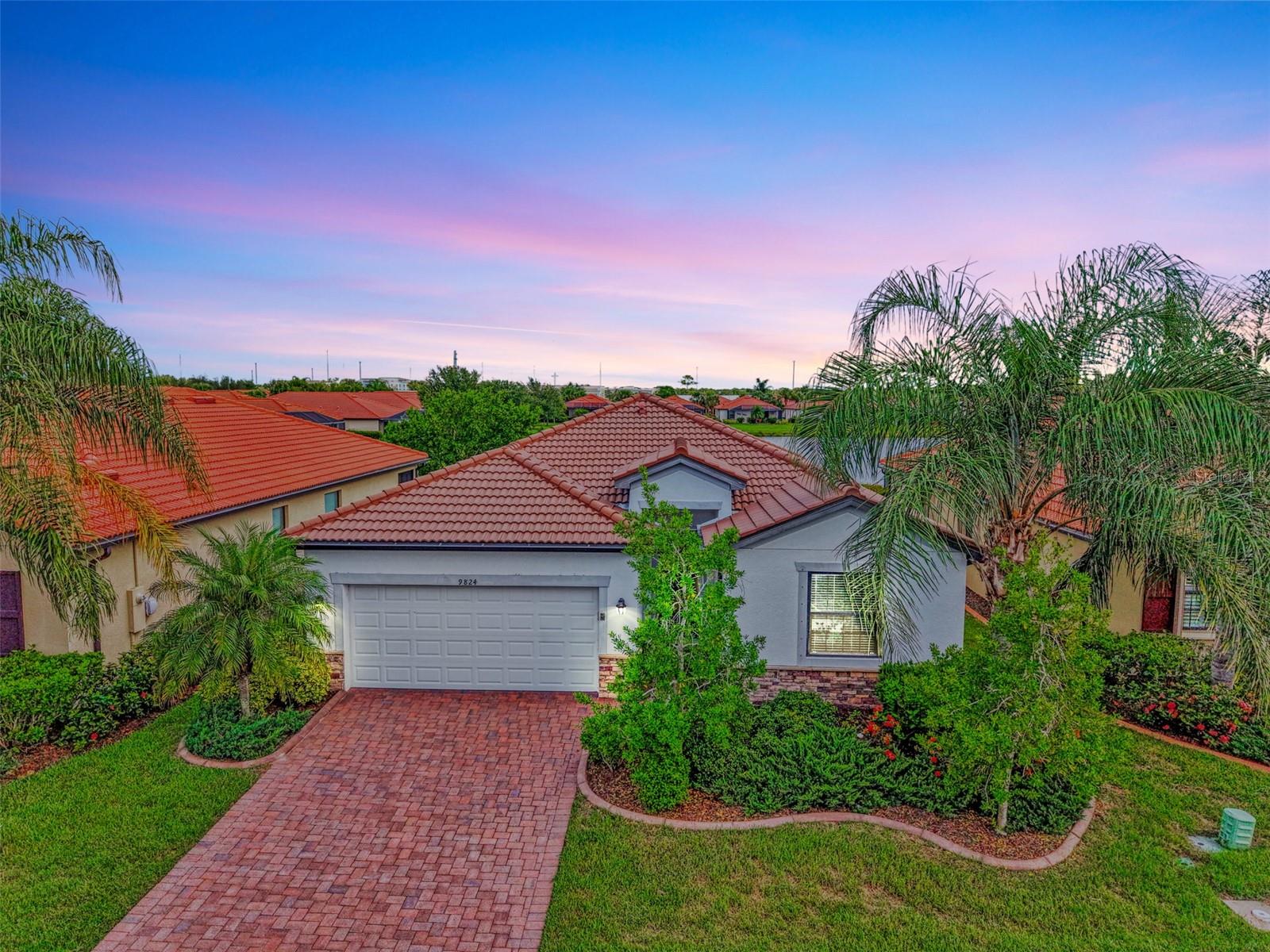 9824 Hilltop Drive — photo