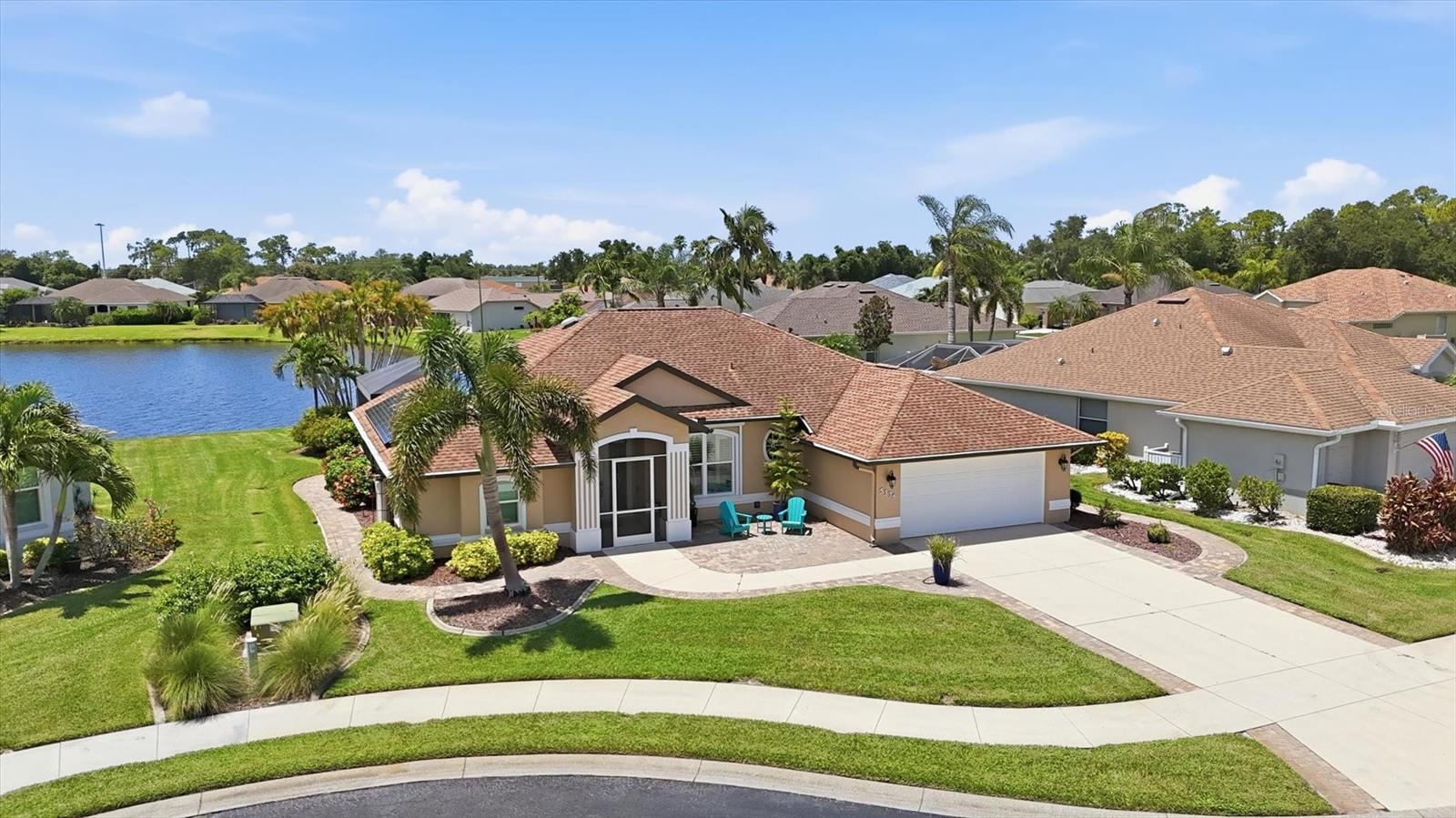 5376 Oakmont Court — photo