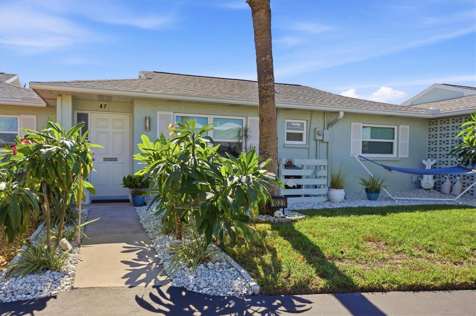 1027 Beach Manor Circle 47 — photo