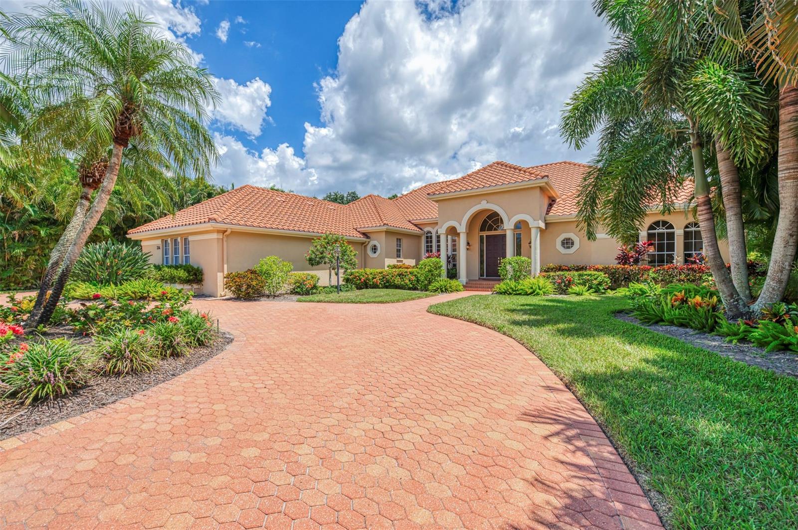 314 Stone Briar Creek Drive — photo