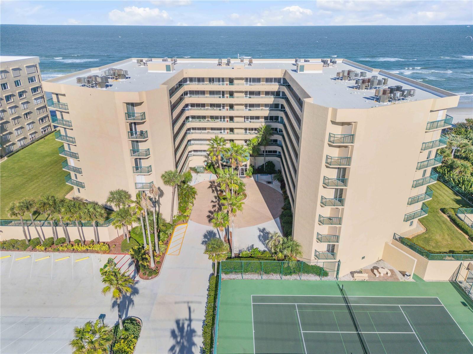4575 S Atlantic Avenue 6402 — photo