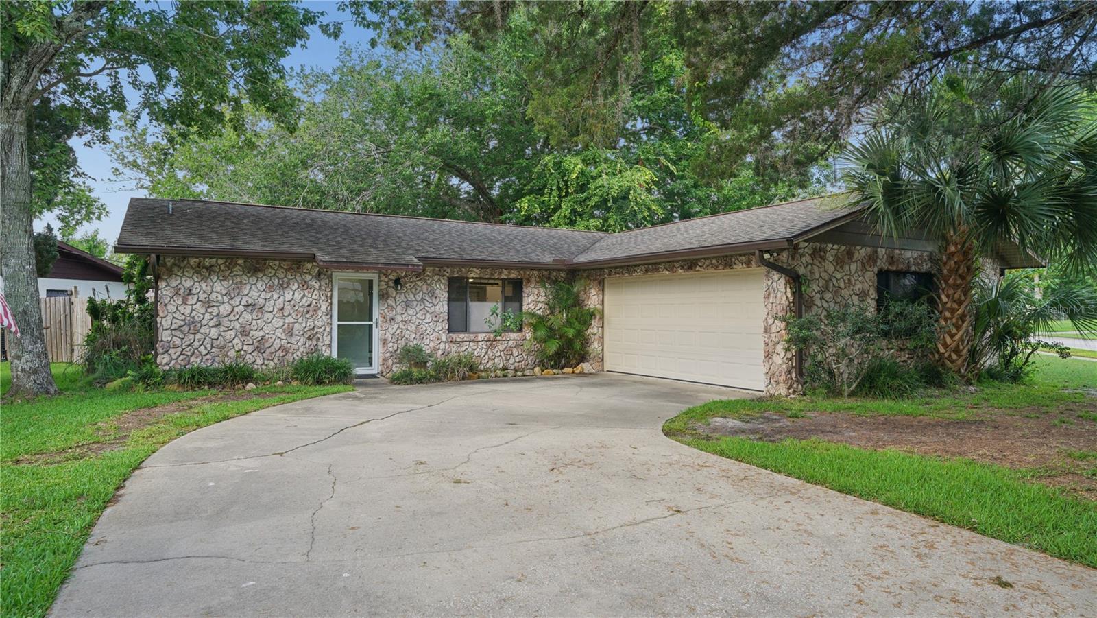 1968 Red Cedar Circle — photo