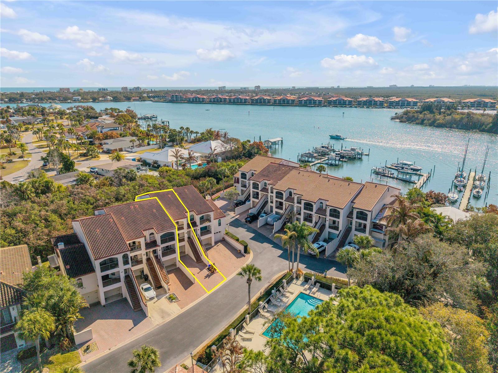 135 Marina Bay Drive — photo