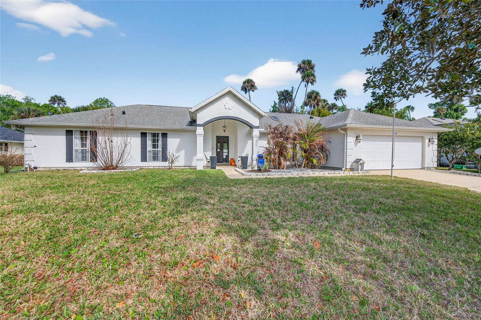 2225 Juanita Drive — photo