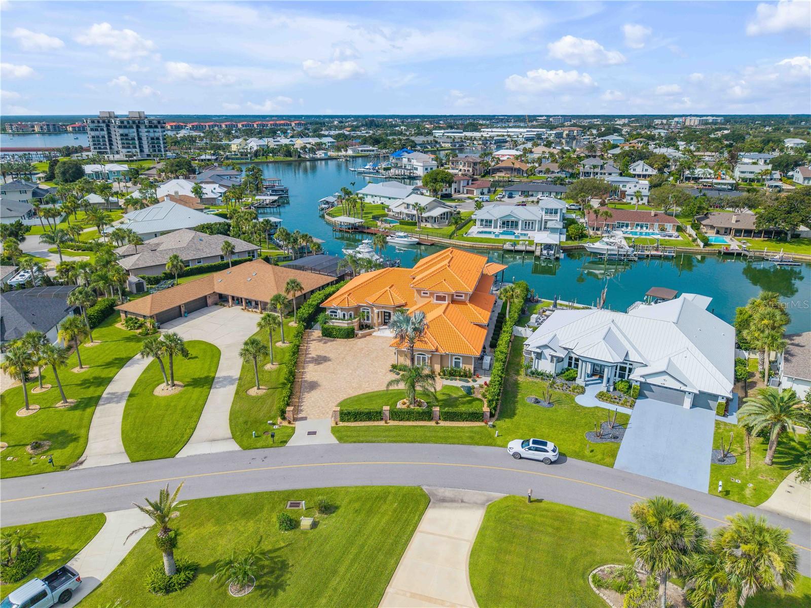 417 Quay Assisi — photo