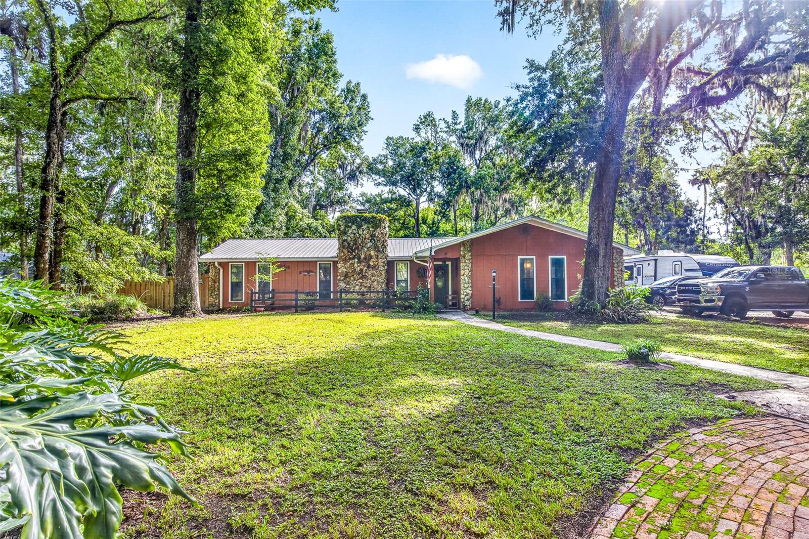 625 Wildwood Drive — photo