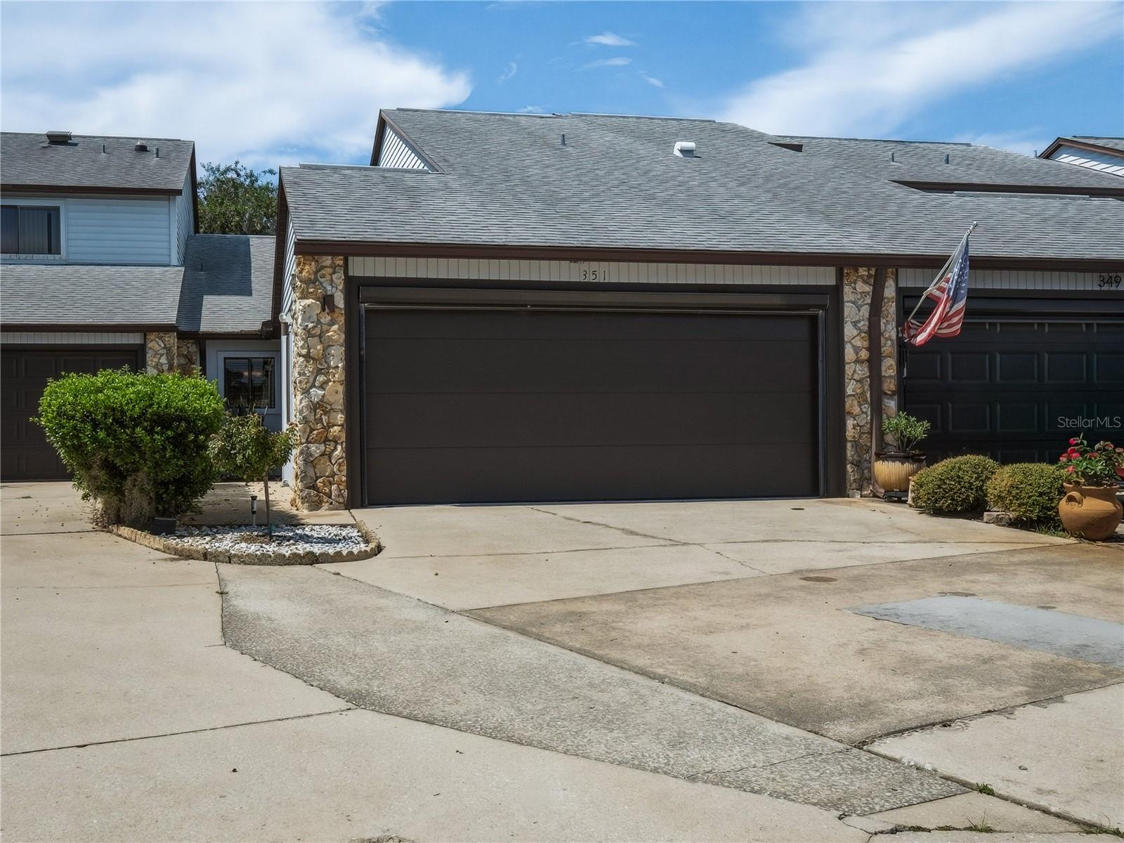 351 Castlewood Lane — photo