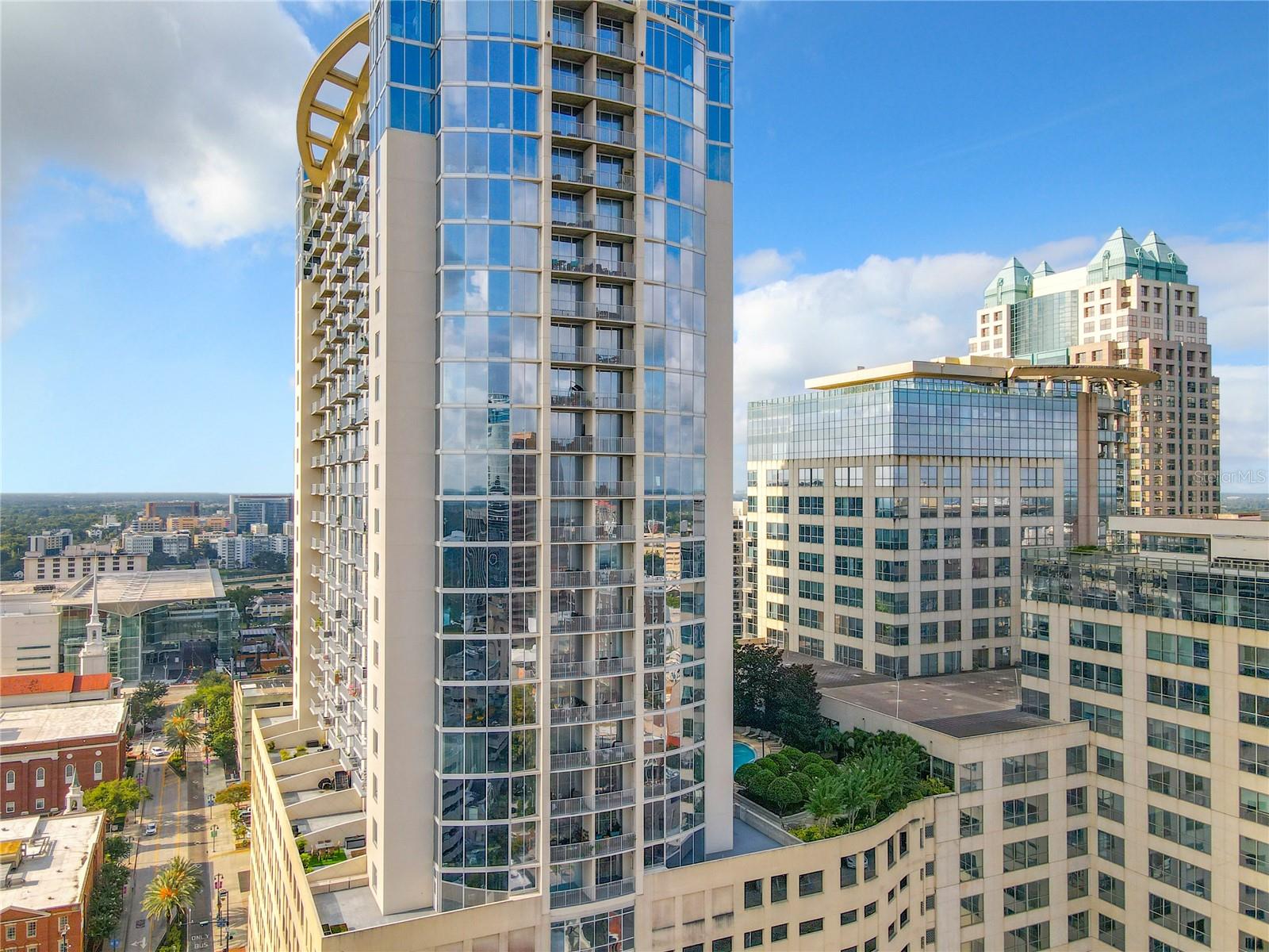 155 S Court Avenue 2107 — photo