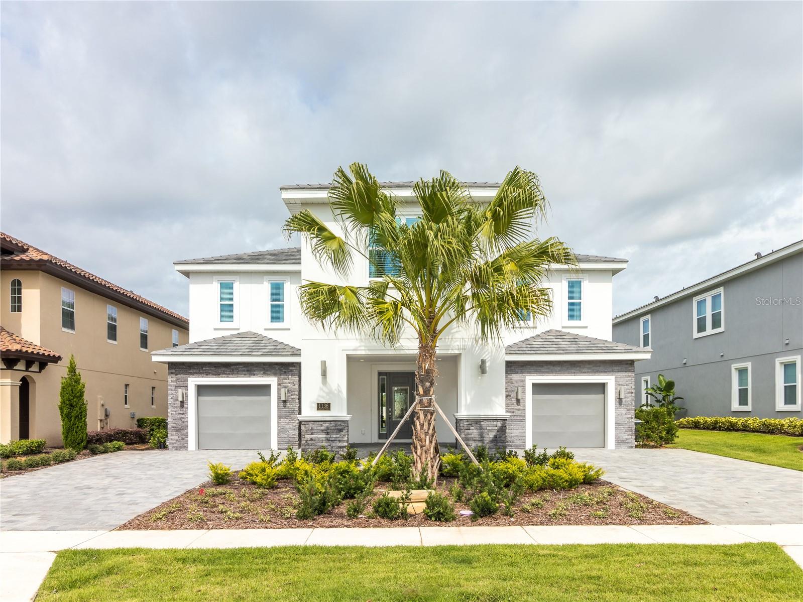 1136 Castle Pines Court — photo