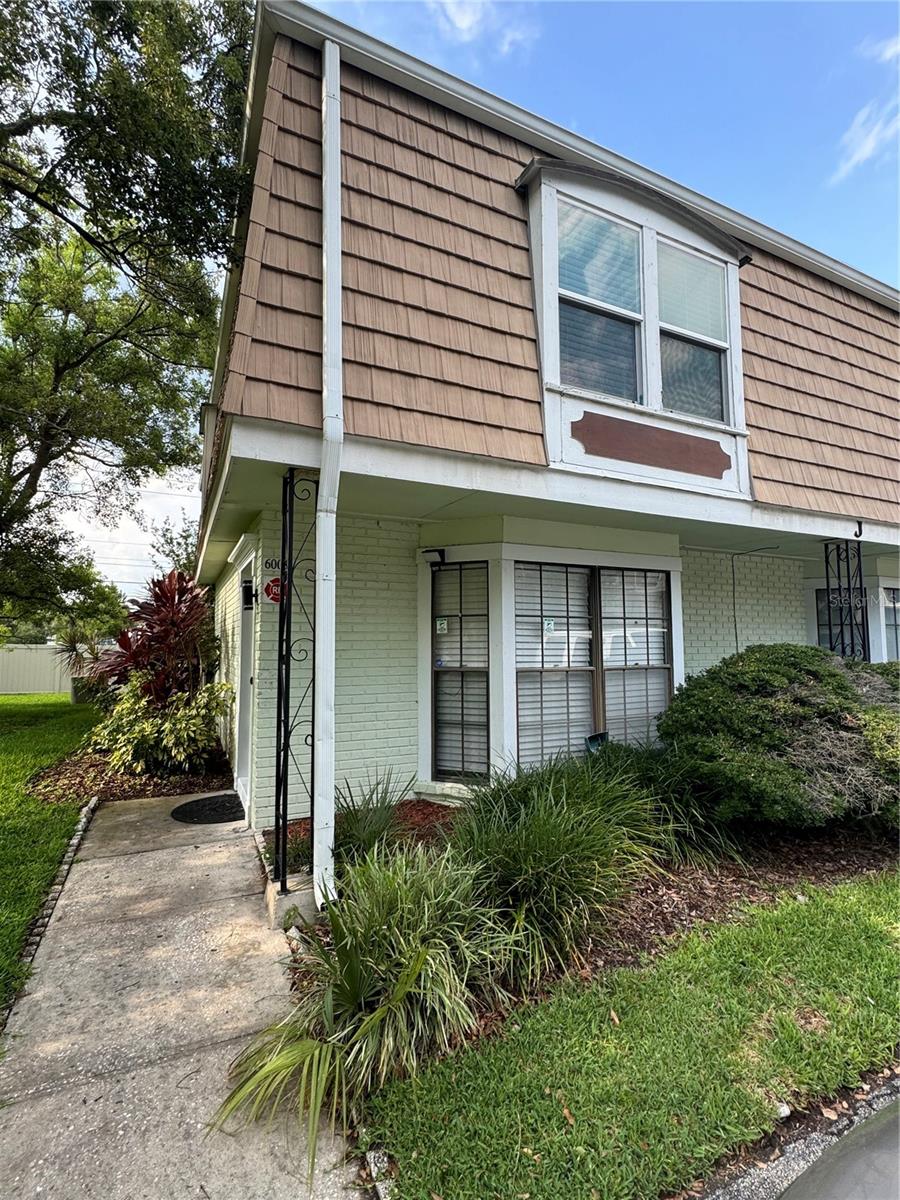6003 Village Circle Ge — photo