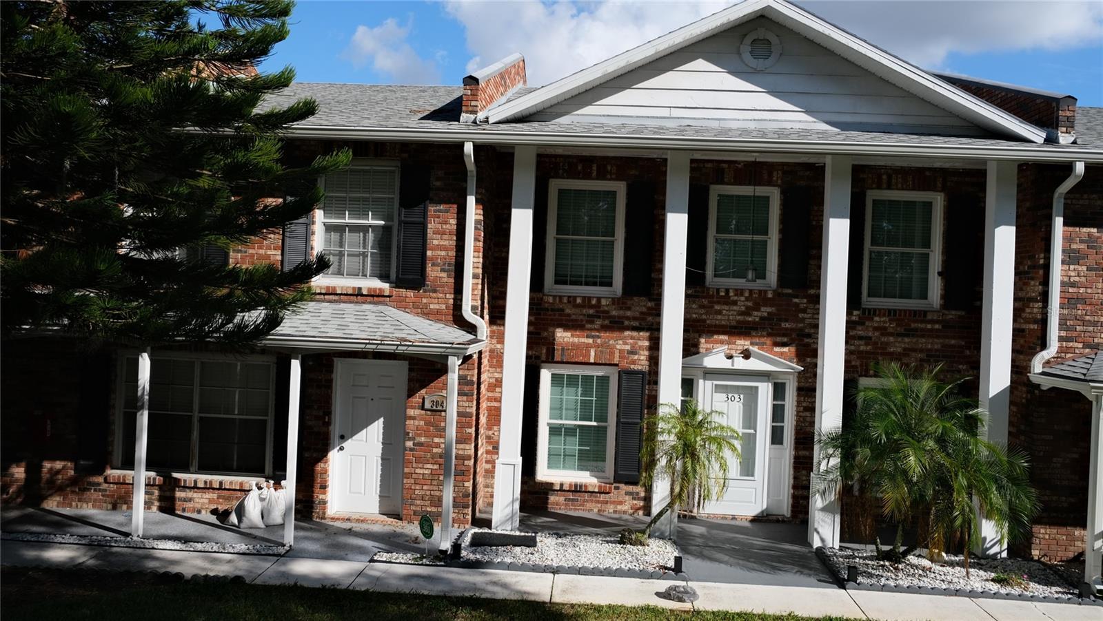 5850 Cypress Gardens Boulevard 304 — photo
