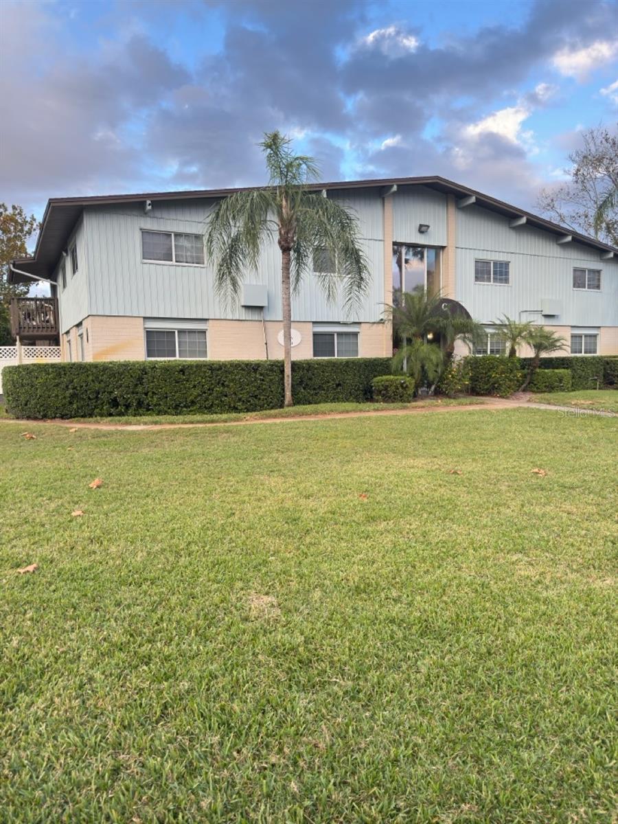 1695 Lee Road C202 — photo