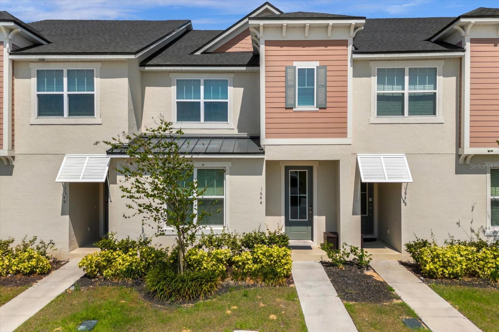 1644 Tropical Palms Circle — photo
