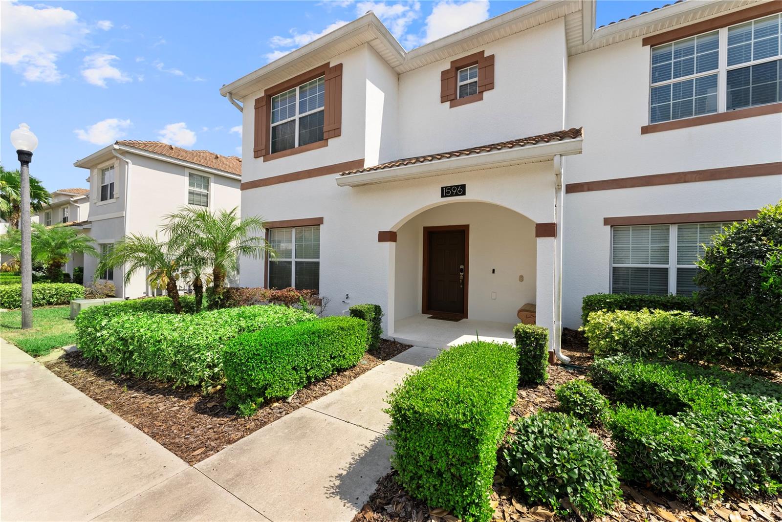 1596 Moon Valley Drive — photo