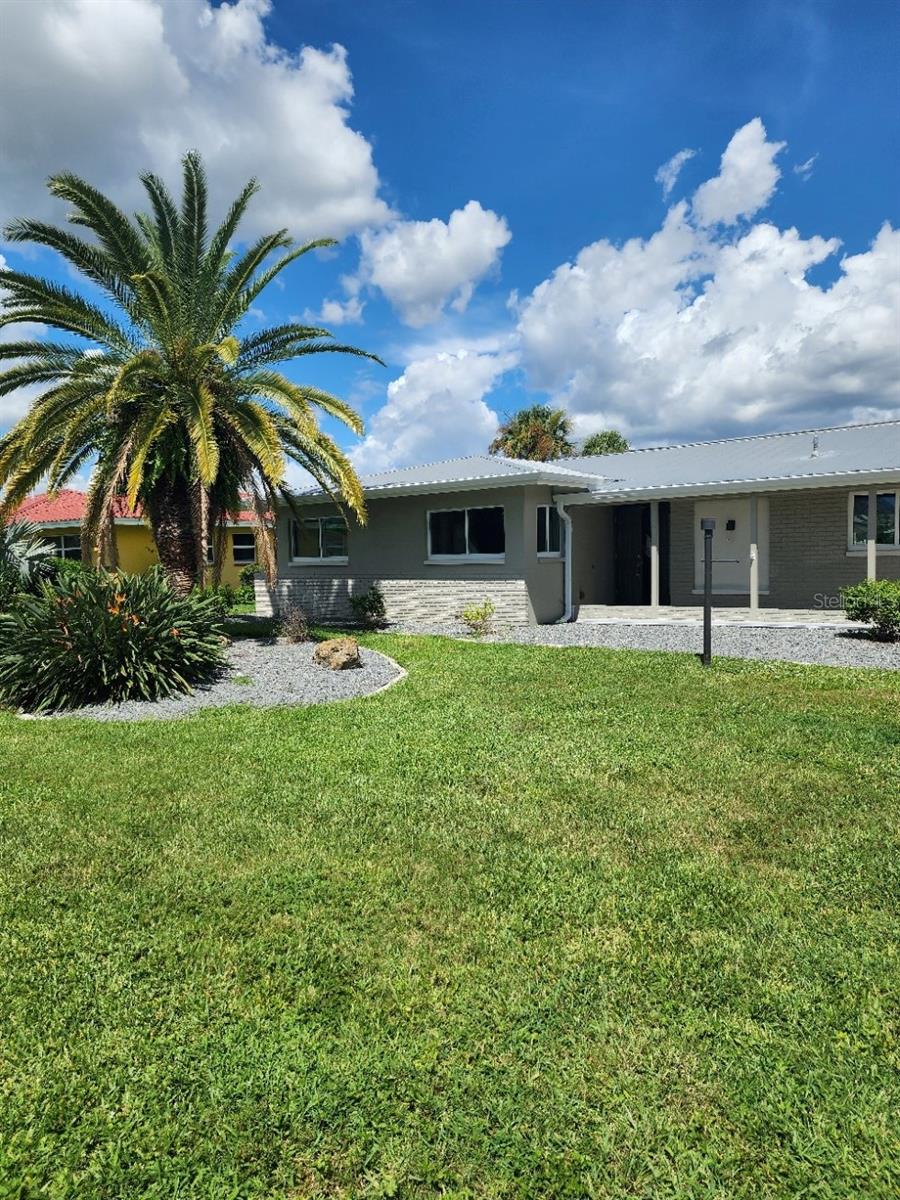 5325 Cocoa Court — photo