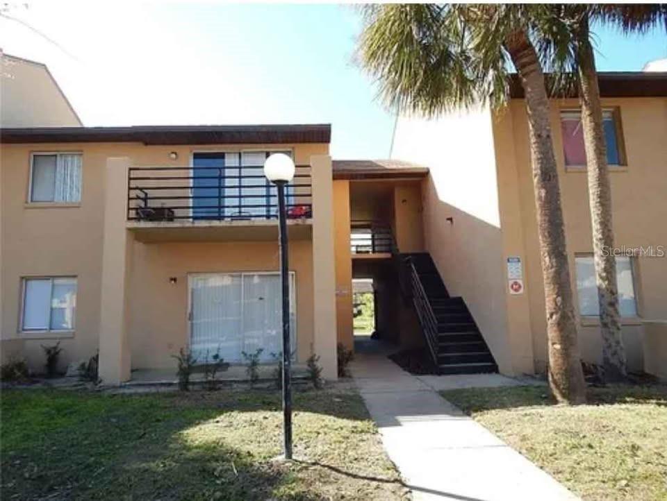5220 Via Hacienda 212 — photo