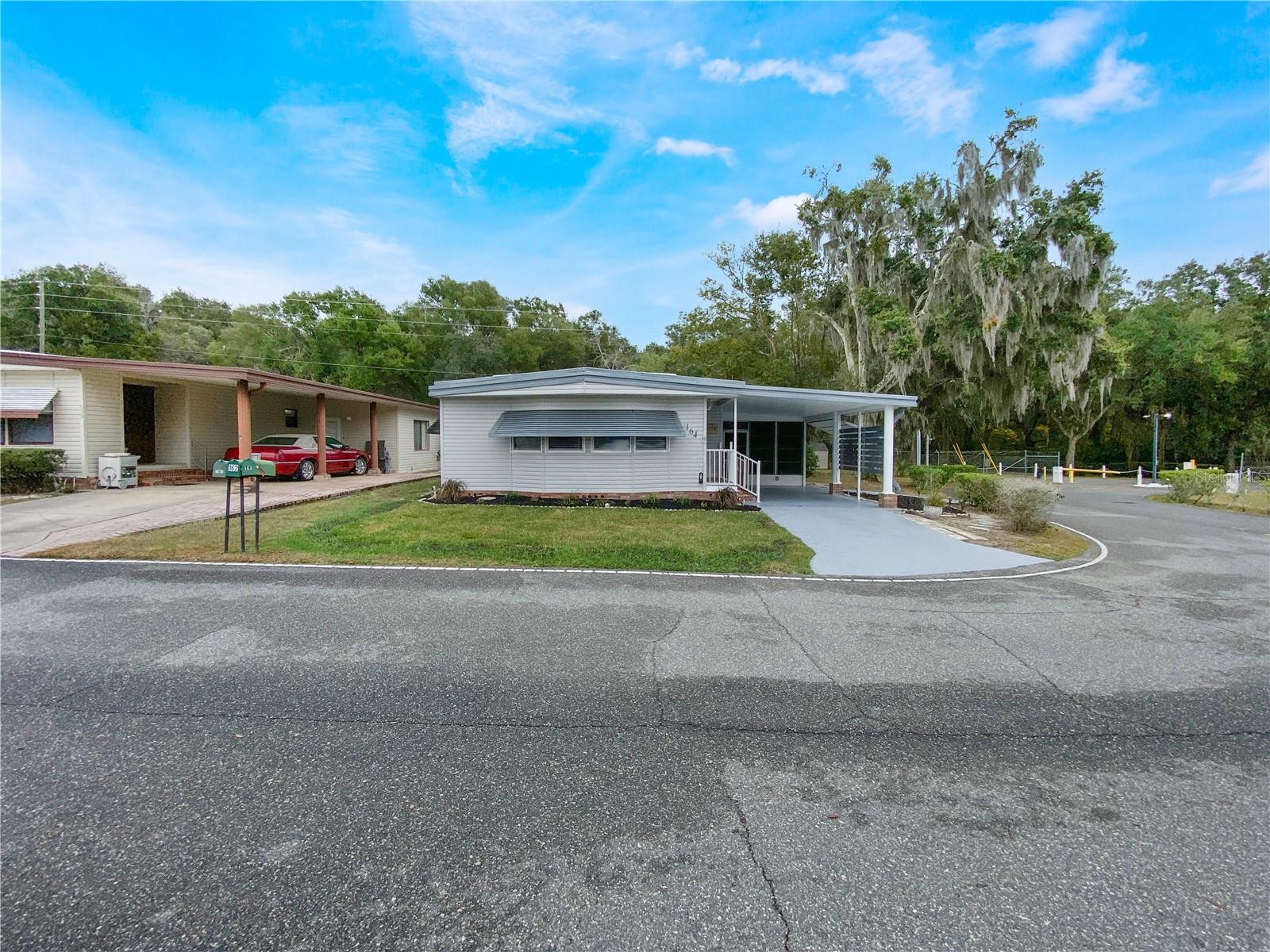 164 Royal Palm Drive — photo
