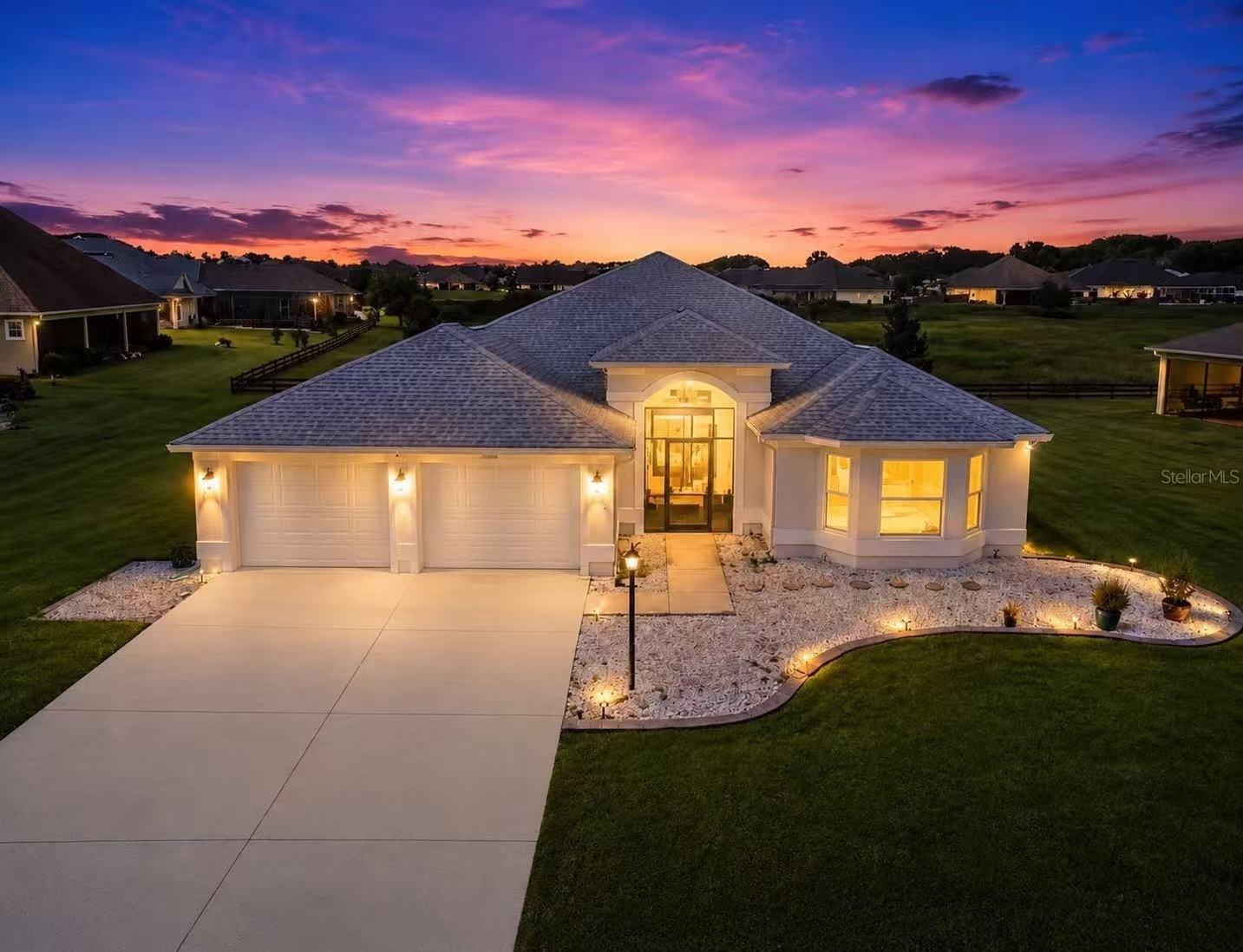 11216 Roz Way — photo
