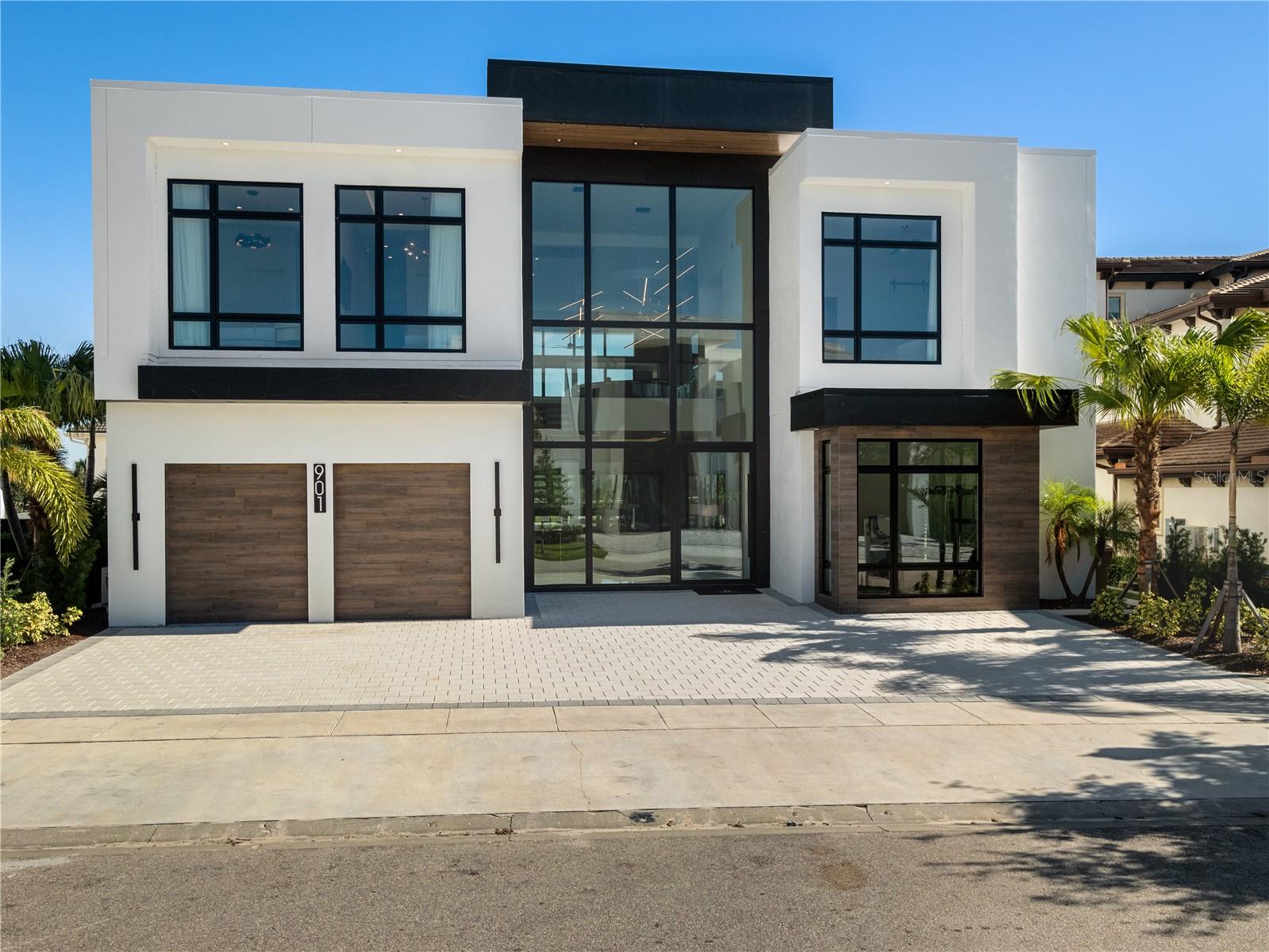 901 Golden Bear Drive — photo