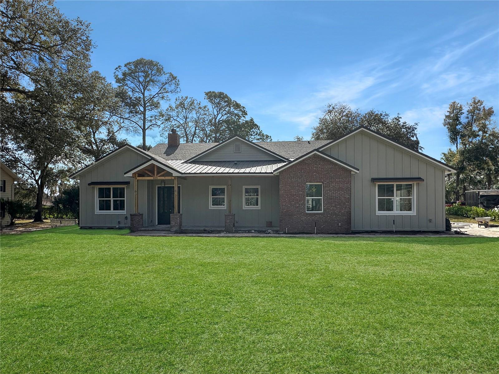935 N Thompson Road — photo