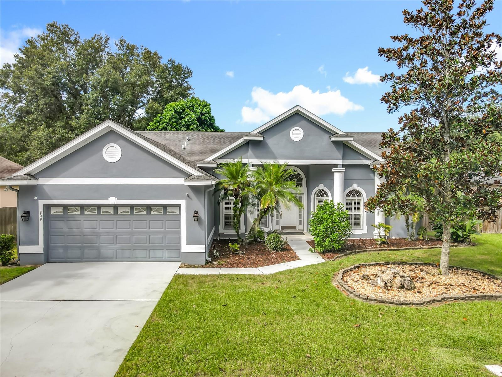 809 Muirfield Circle — photo