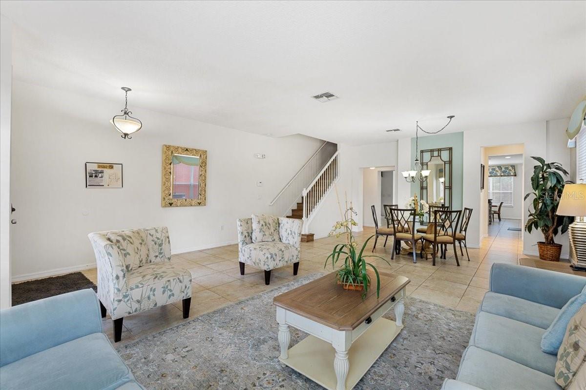 Home in KISSIMMEE, FL 34746 — photo 2