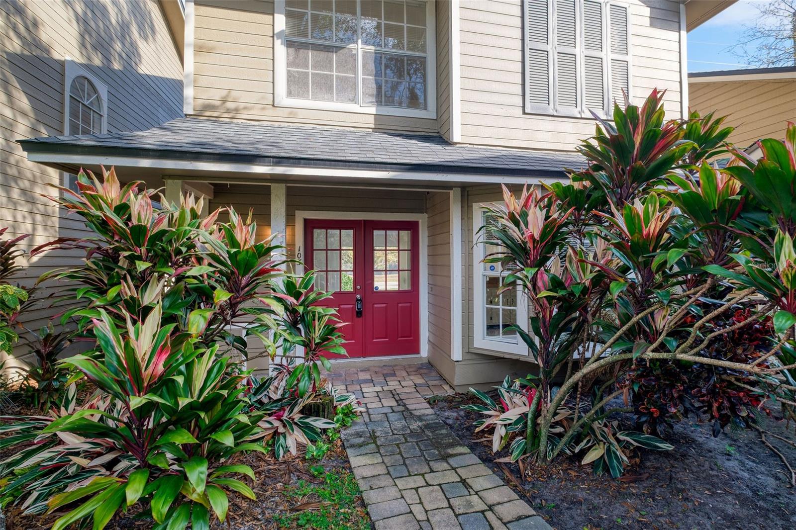 6040 Scotchwood Glen 105 — photo