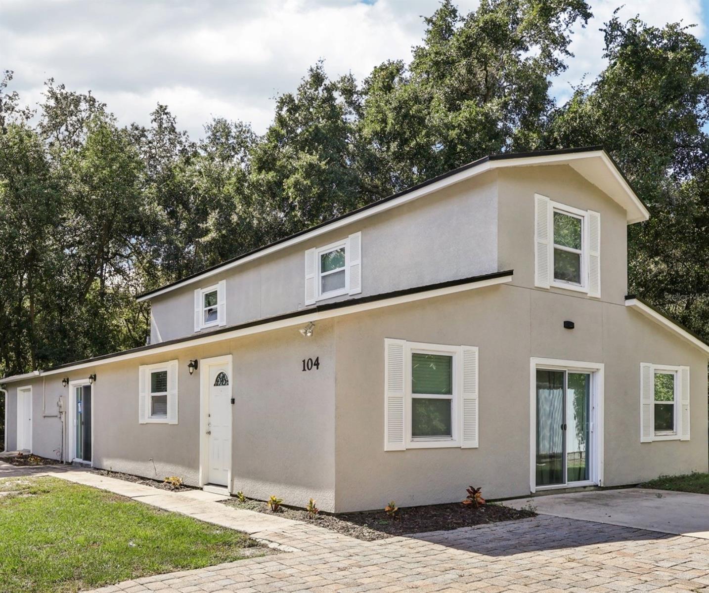 104 Hallmark Court — photo