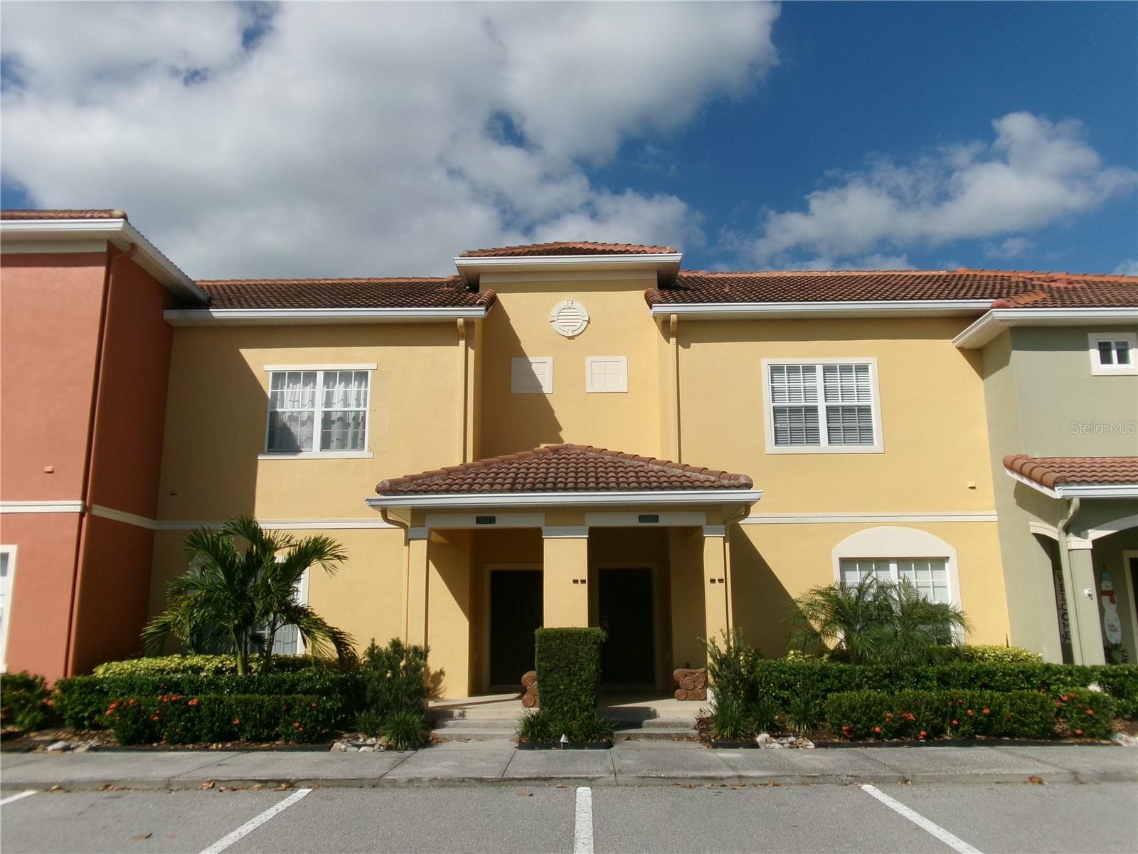 8969 Majesty Palm Road — photo