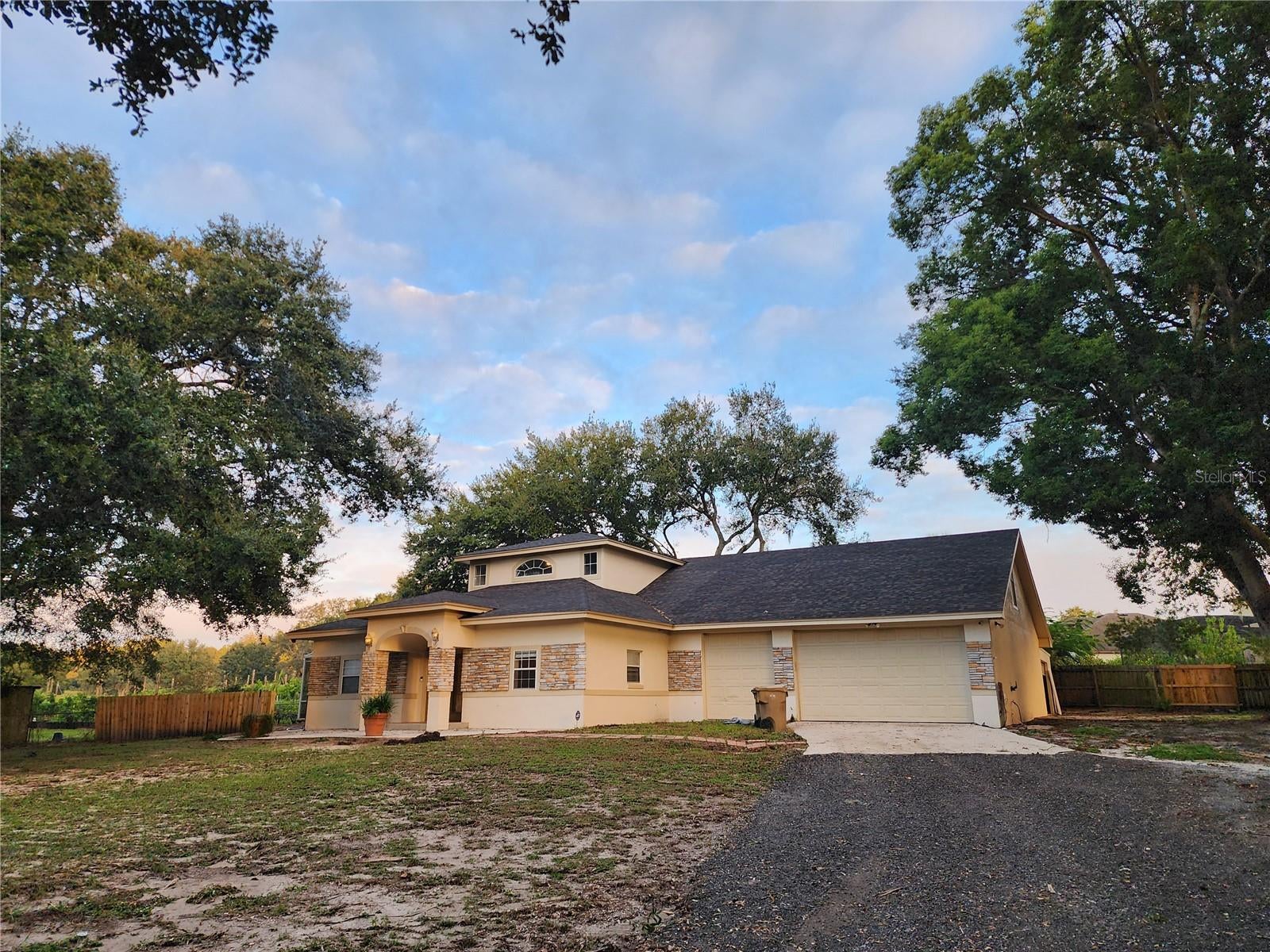 24247 Wolf Branch Road — photo