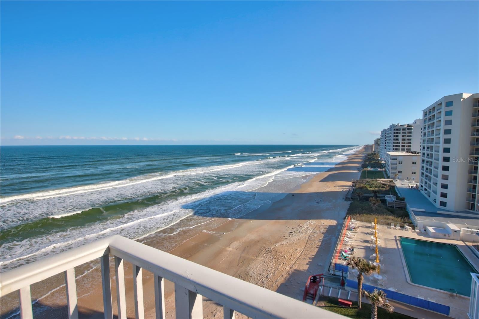 5203 S Atlantic Avenue 815B — photo