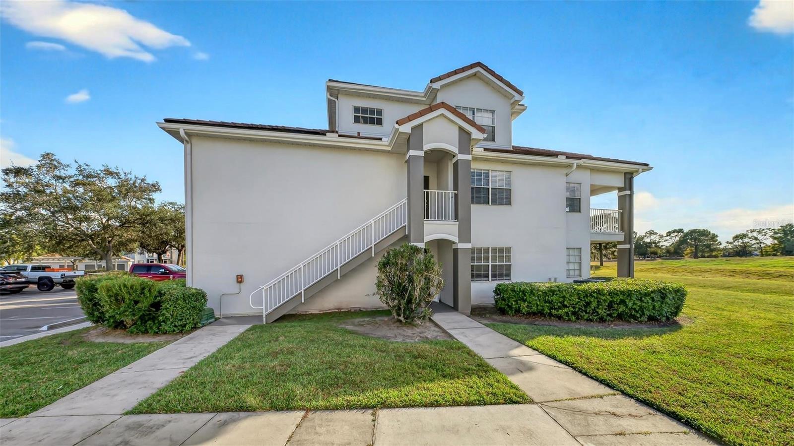 13917 Fairway Island Drive 928 — photo