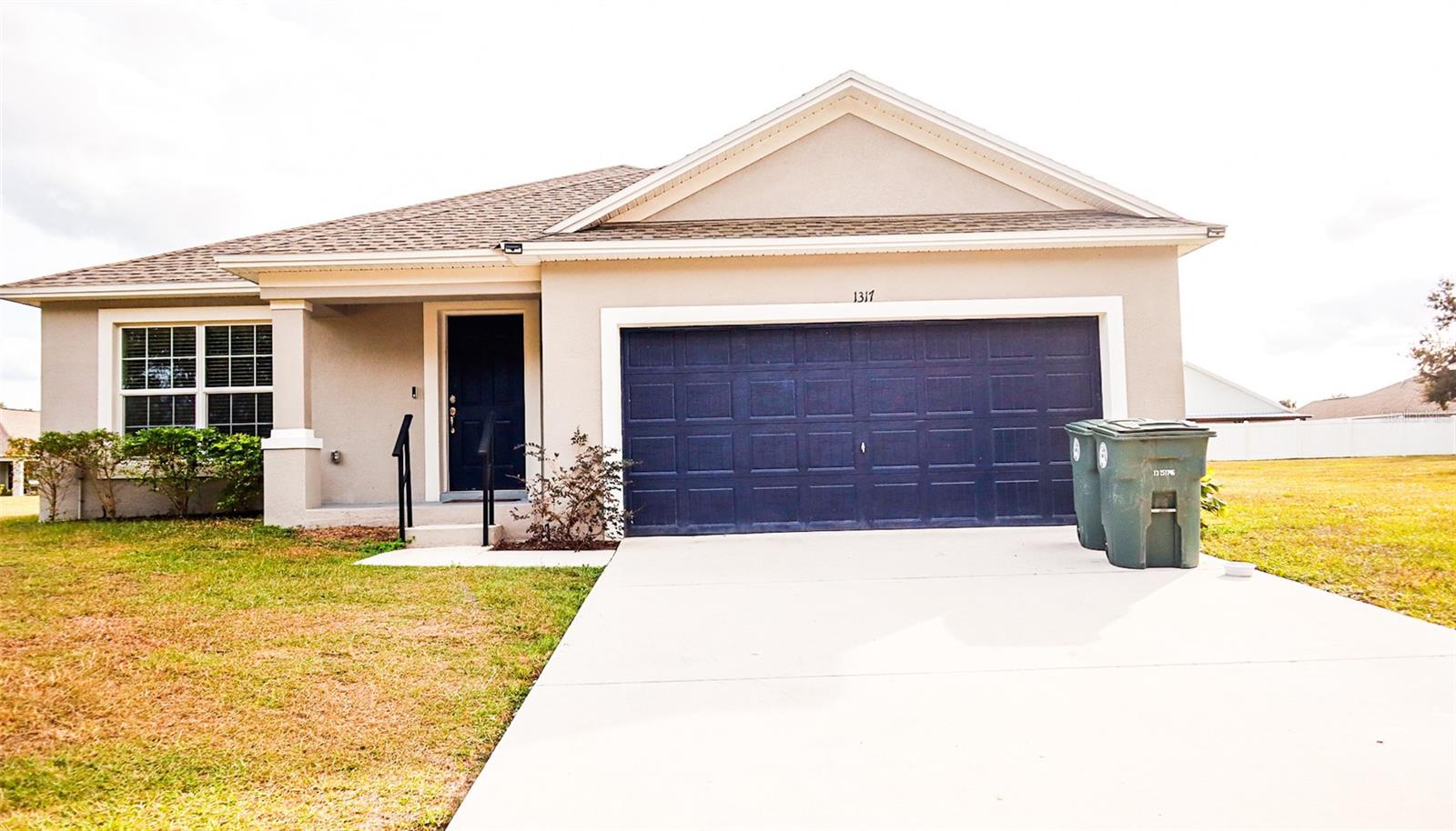 1317 Kestrel Court — photo