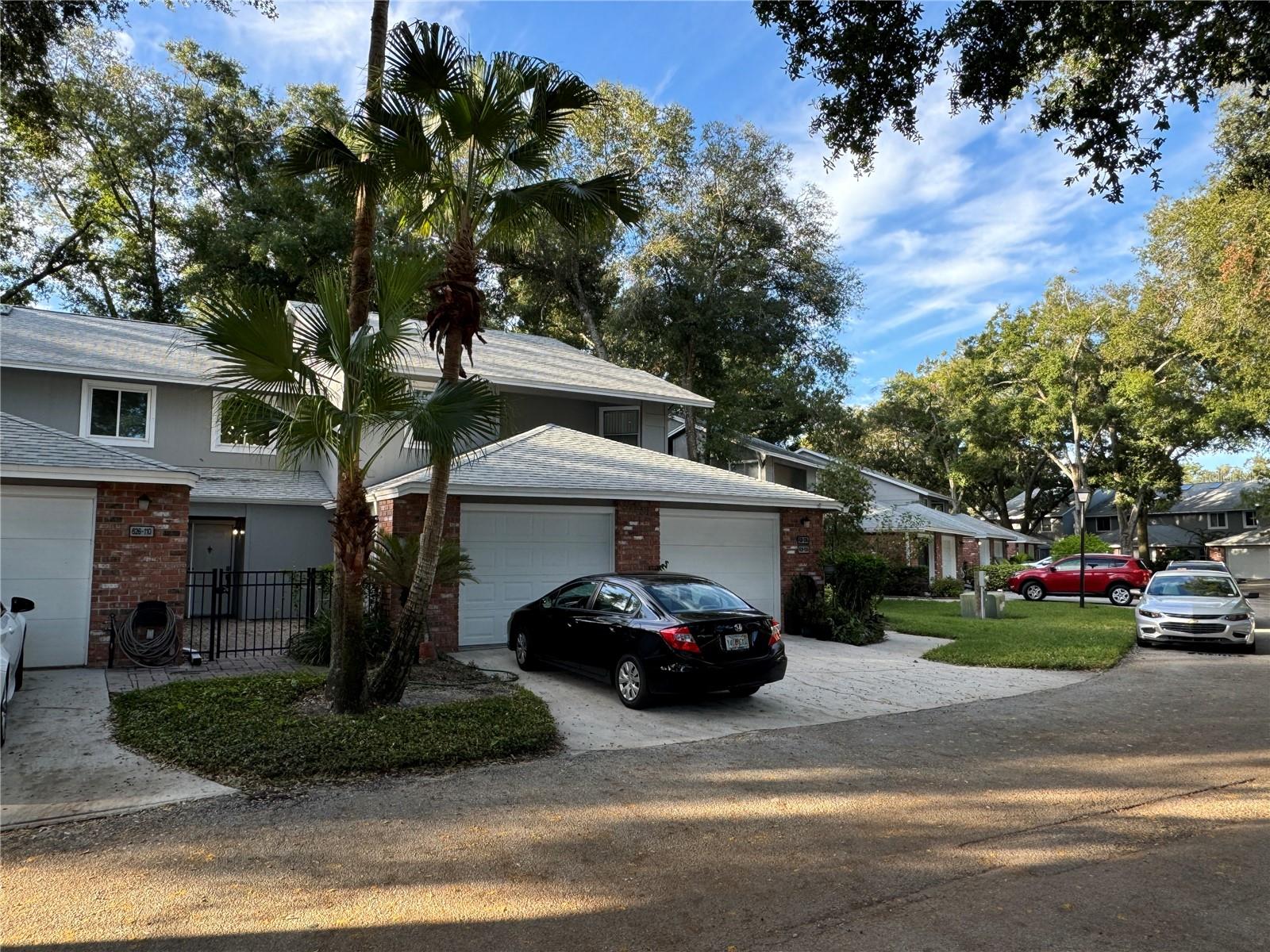626 Red Oak Circle 110 — photo