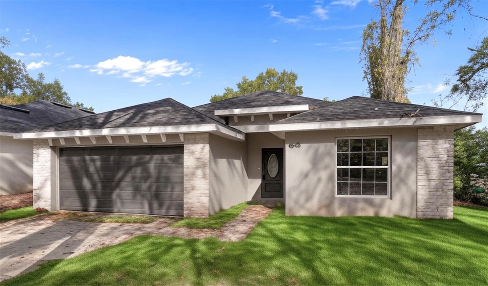 4865 E Princeton Lane — photo