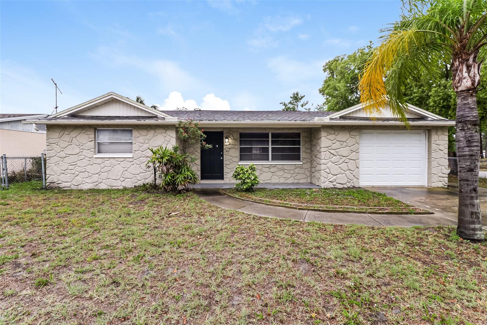 7004 Mayfield Drive — photo