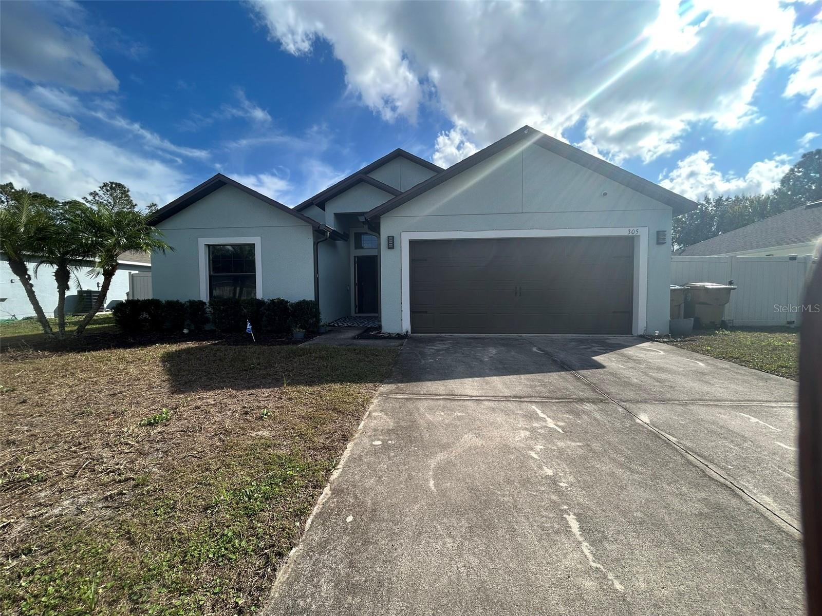 305 Chelmsford Court — photo