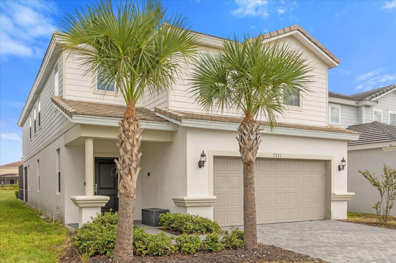 7211 Oakmoss Loop — photo
