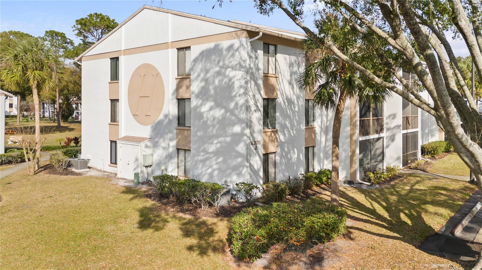 8203 Sun Spring Circle 12 — photo