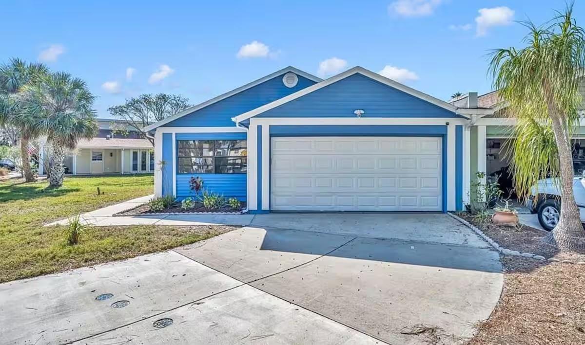 4522 Marine Parkway — photo