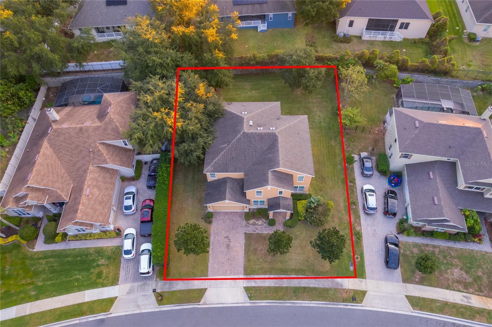 891 Cavan Drive — photo