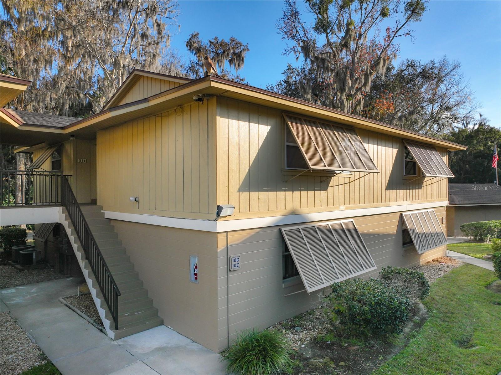 130 Jasmine Woods Court 10D — photo