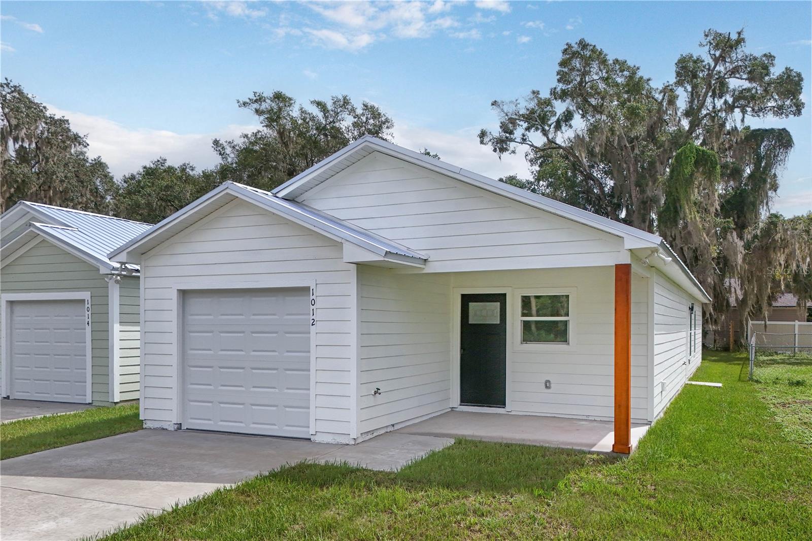 1012 E Hazzard — photo