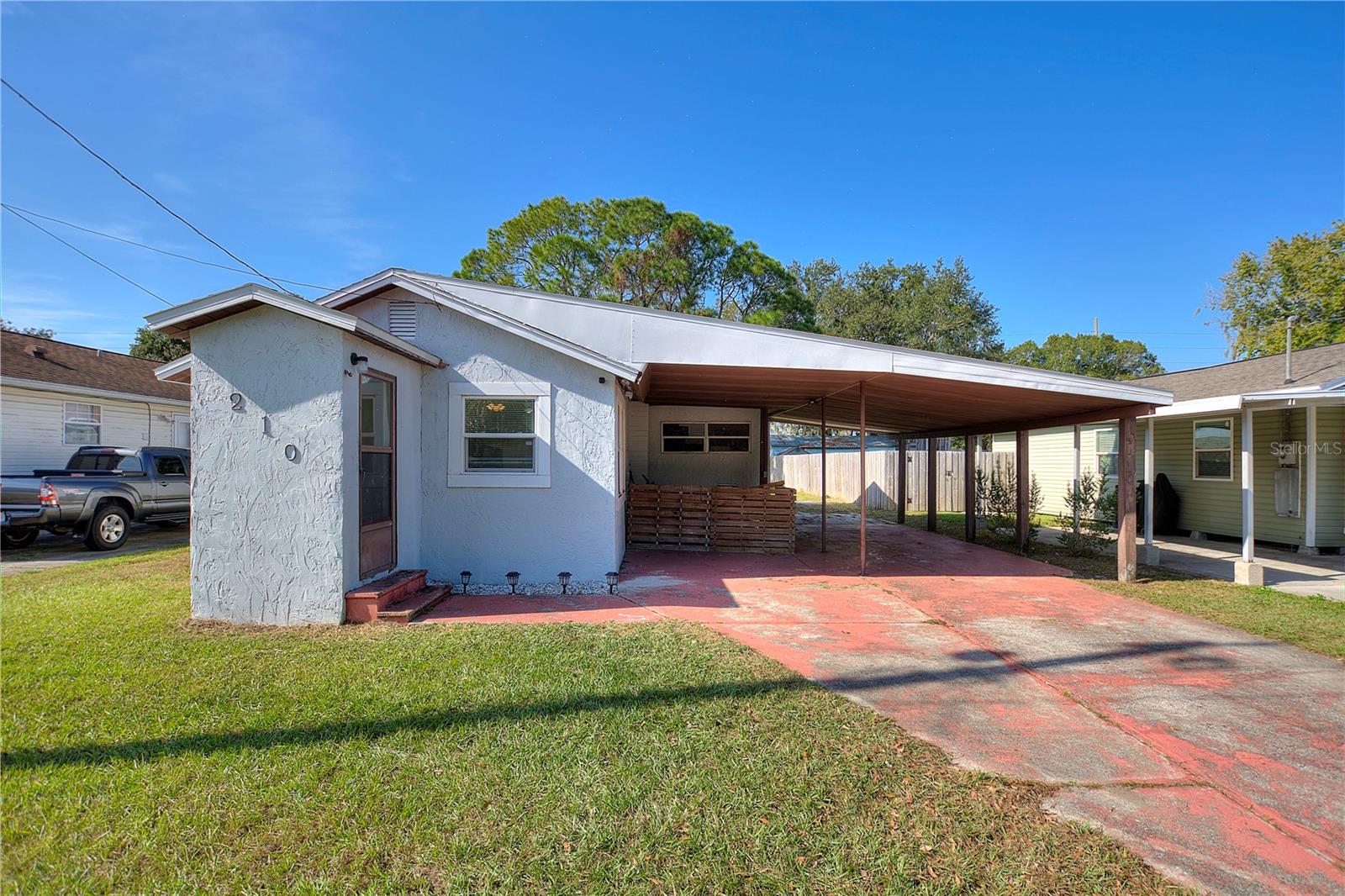 210 Florida Drive — photo