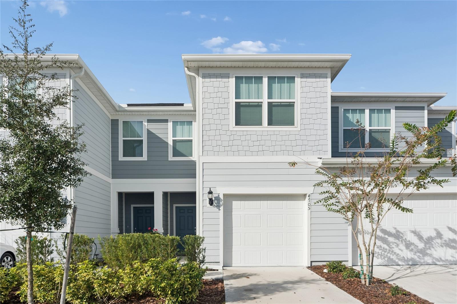 4705 Sparkling Shell Avenue — photo