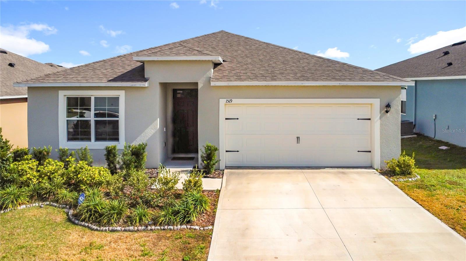 1519 Wax Myrtle Way — photo