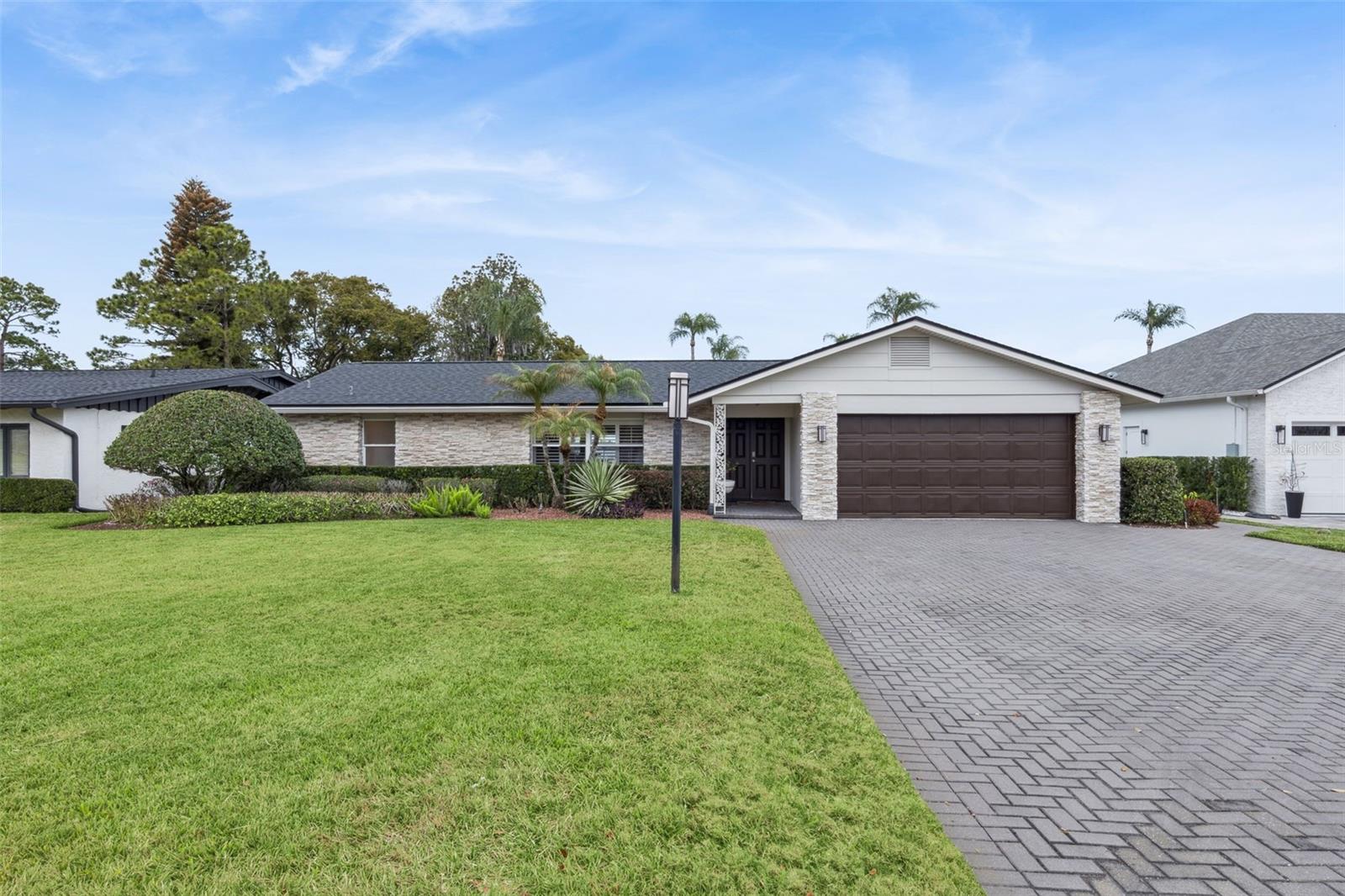 6007 Linneal Beach Drive — photo
