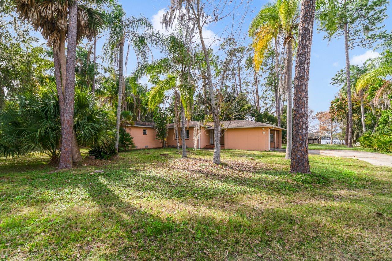3658 N Econlockhatchee Trail — photo