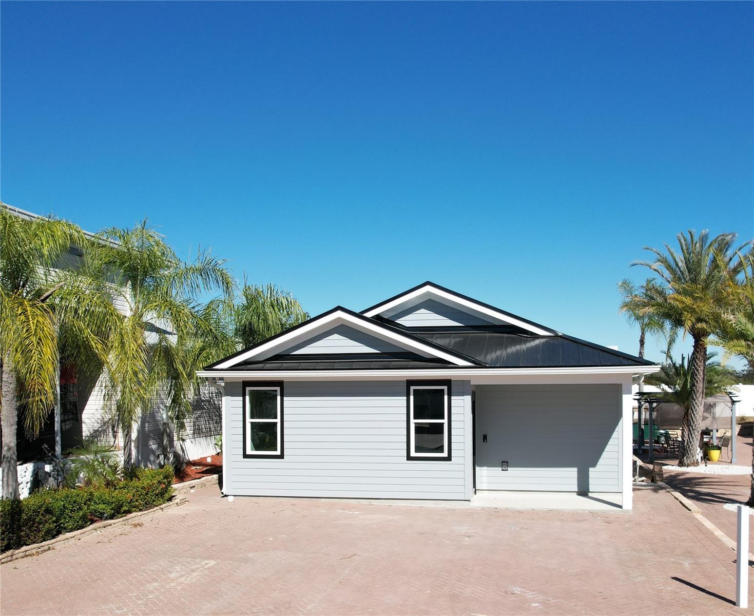 2253 St George Drive — photo